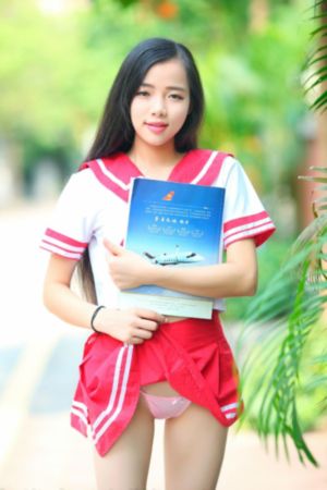 95后夫妻花千元在麦当劳办婚礼