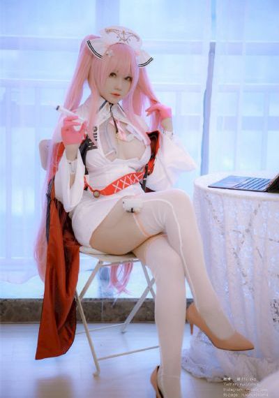 龚琳娜官宣离婚